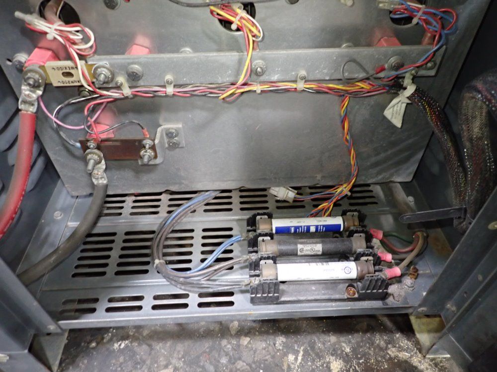 Gnd 24v / 865 A.h. Battery Charger - Scrflx-12-865t12