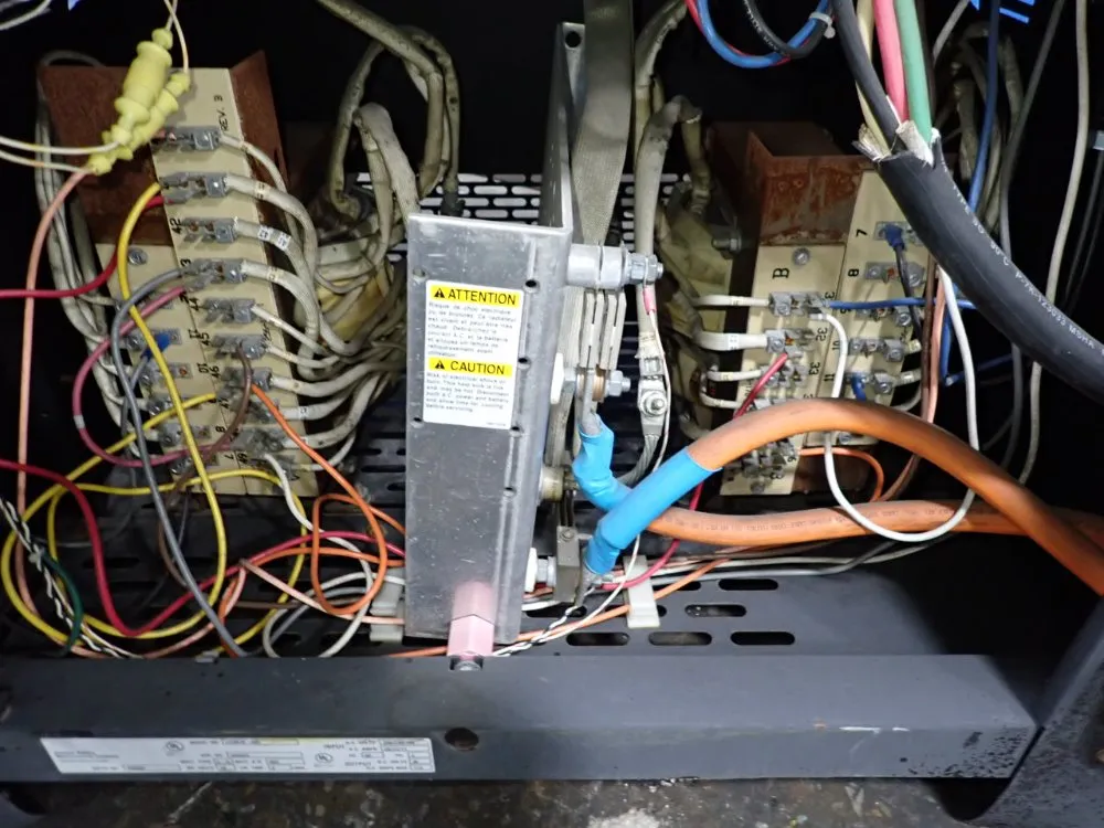 Douglas Battery 865 A.h. / 36v Battery Charger - Lg3b18-88s