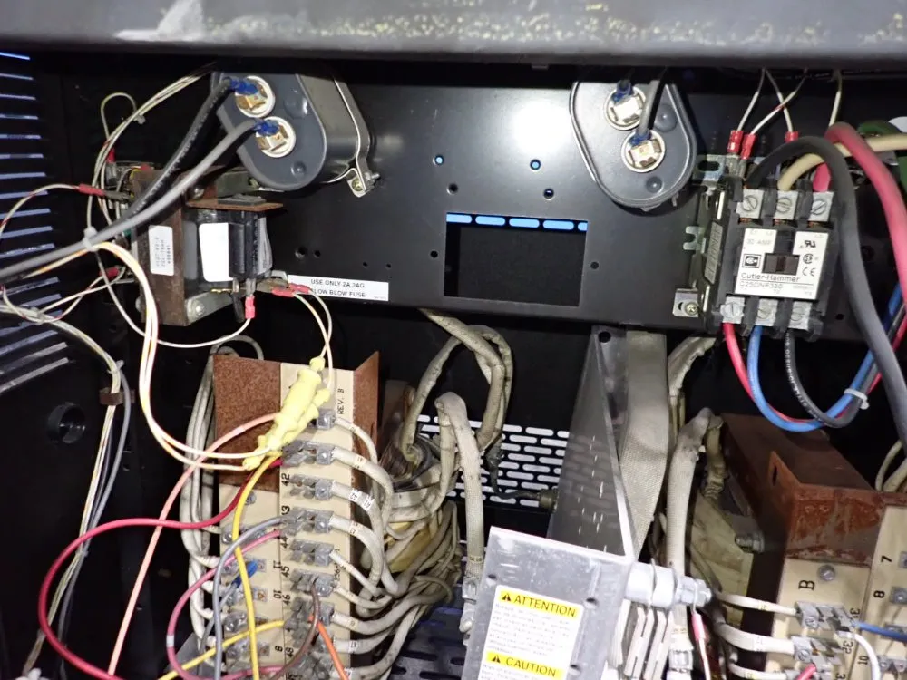 Douglas Battery 865 A.h. / 36v Battery Charger - Lg3b18-88s