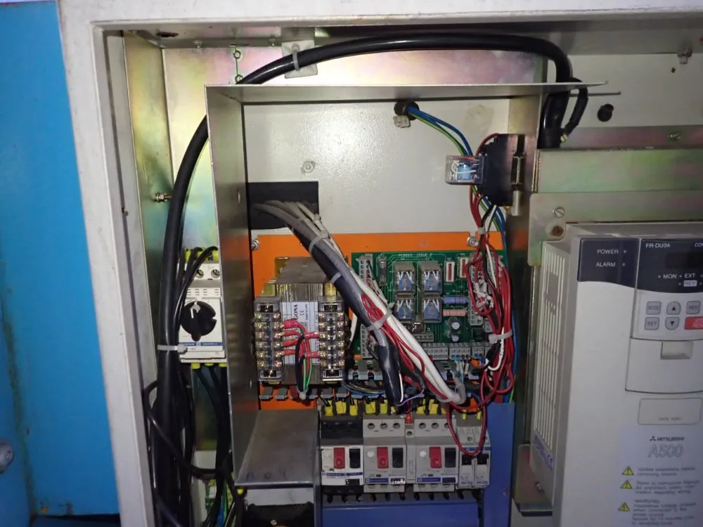 Clausing Colhester 17" X 53" Lathe - Triumph V/s