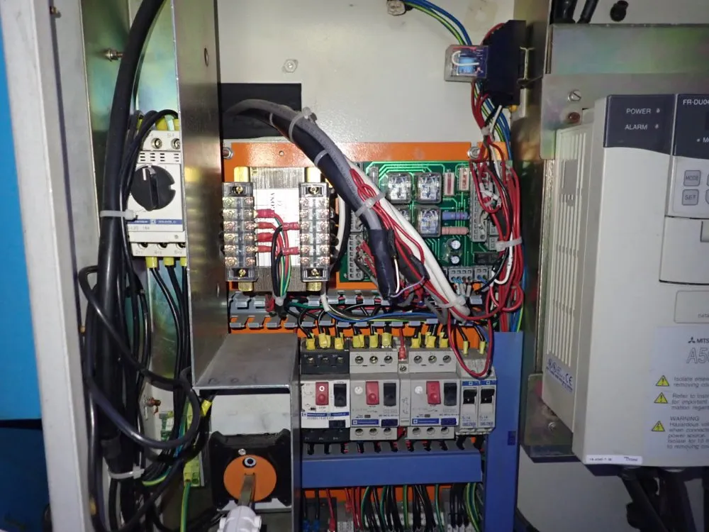 Clausing Colhester 17" X 53" Lathe - Triumph V/s