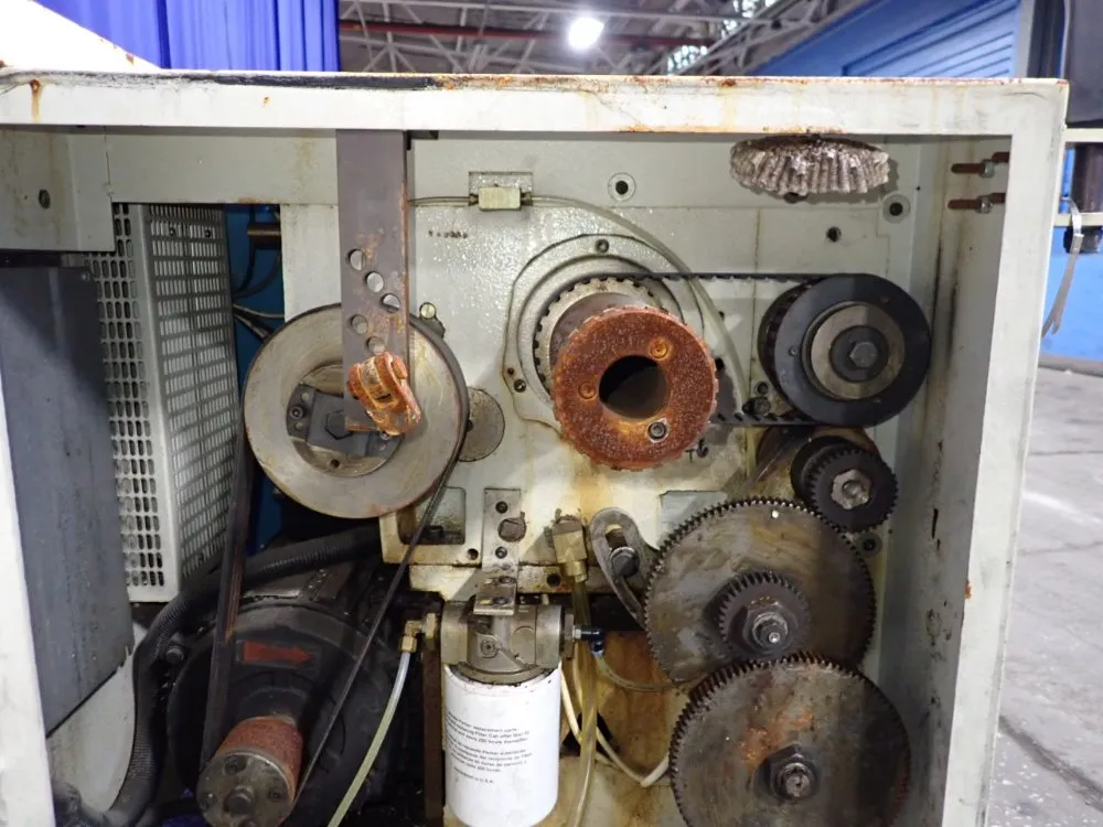 Clausing Colhester 17" X 53" Lathe - Triumph V/s