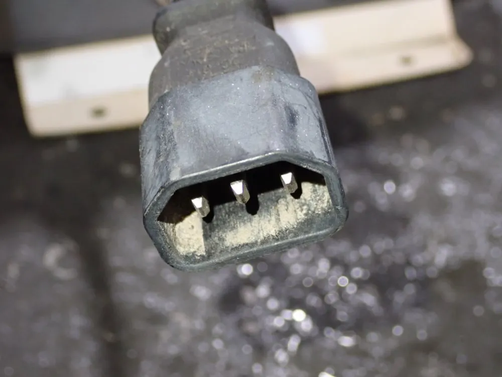 Delta-q Battery Charger