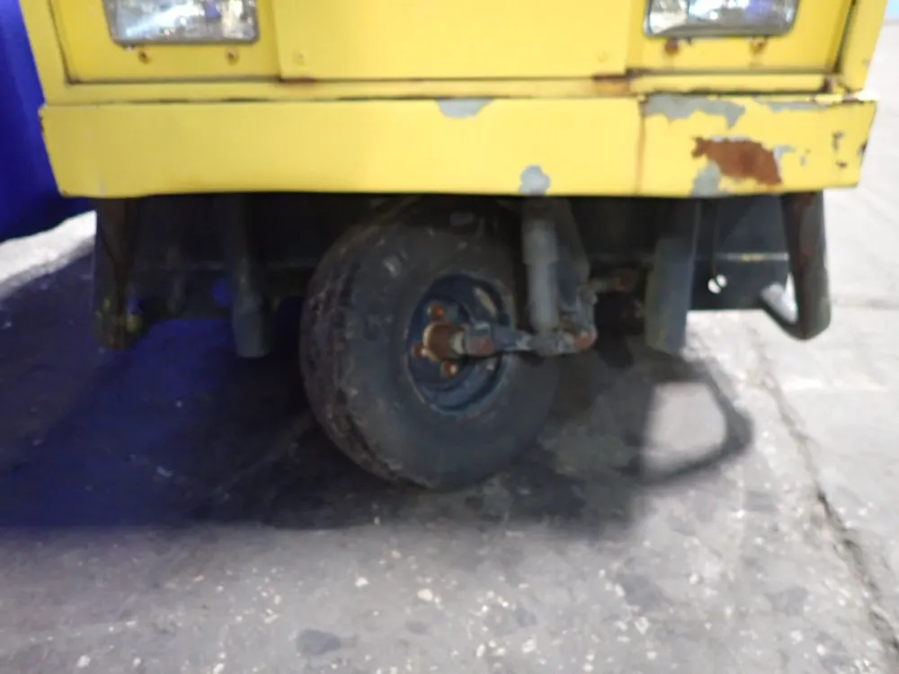 Cushman 1400 Lbs Propane Utility Vehicle - 22np 3w Flatbed