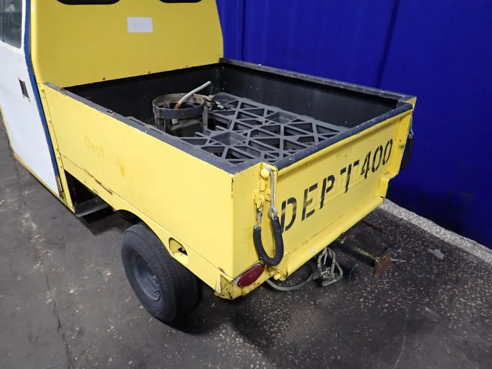 Cushman 1400 Lbs Propane Utility Vehicle - 22np 3w Flatbed