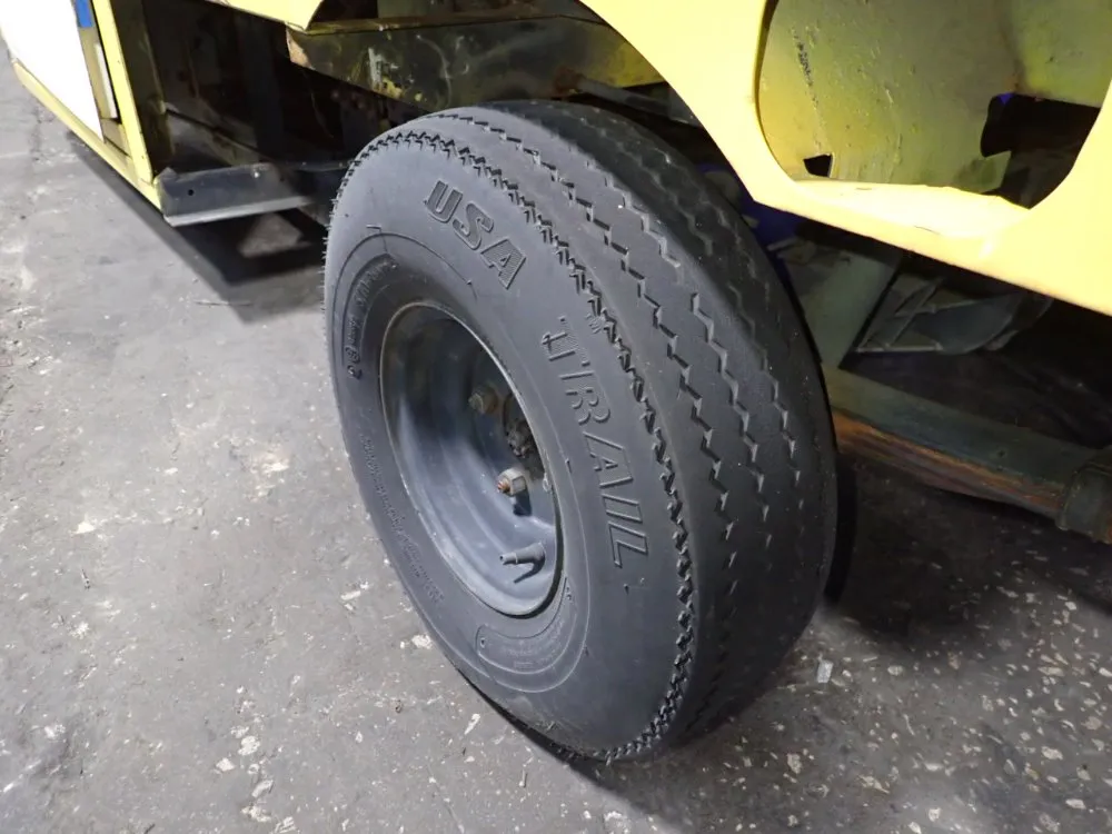 Cushman 1400 Lbs Propane Utility Vehicle - 22np 3w Flatbed