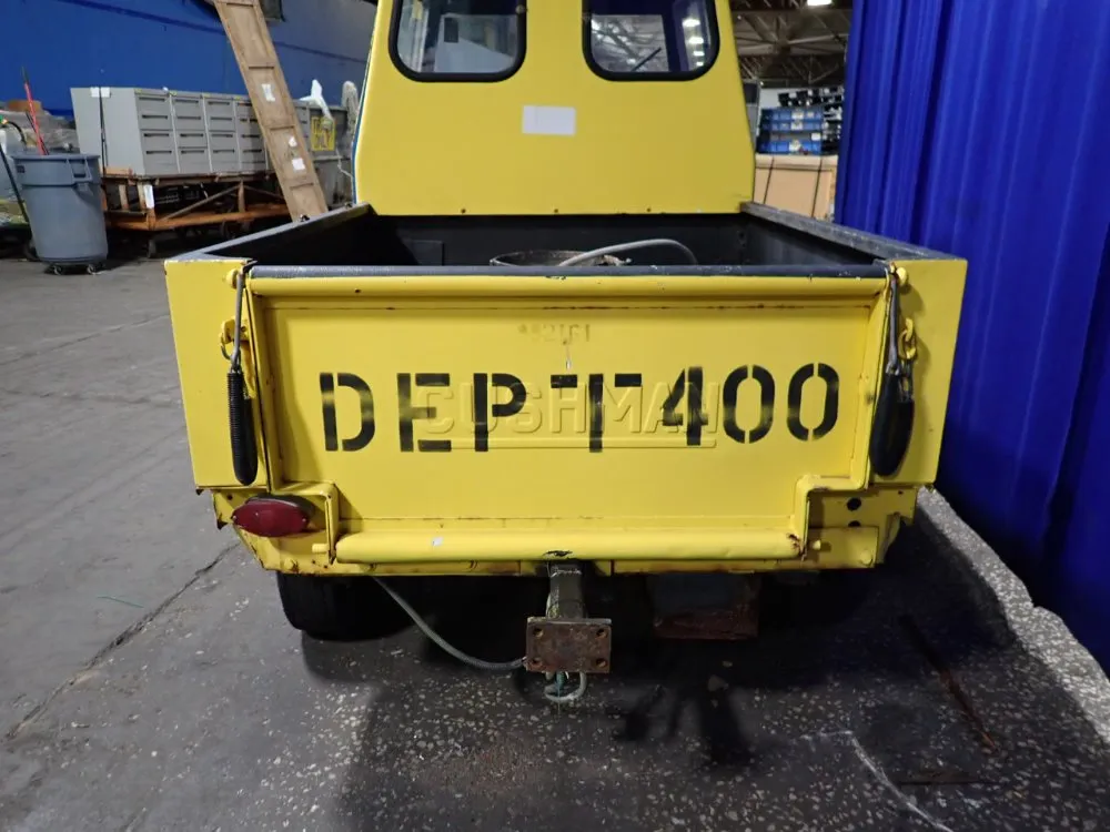 Cushman 1400 Lbs Propane Utility Vehicle - 22np 3w Flatbed