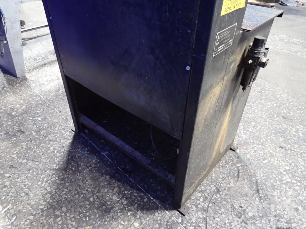 Lion Machinery 20 Gauge Cleat Folder - M-30cf-a