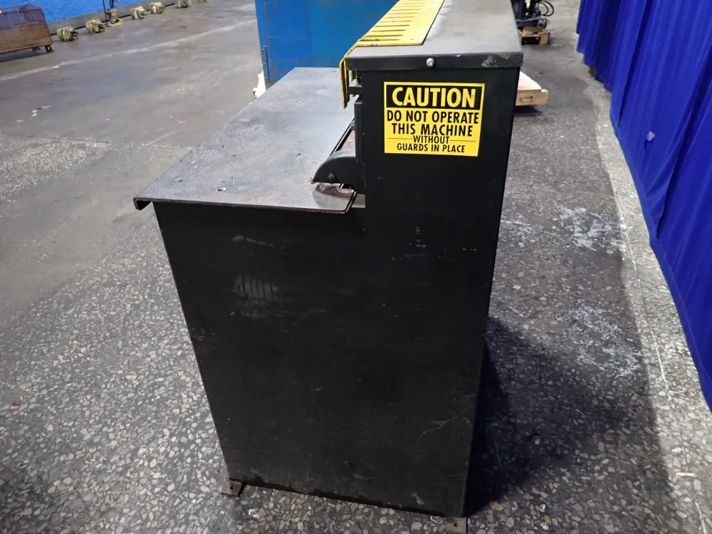 Lion Machinery 20 Gauge Cleat Folder - M-30cf-a