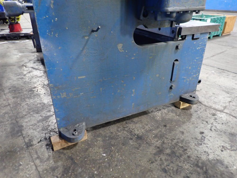 Cincinnati 3/16" X 121" Shear - 1410