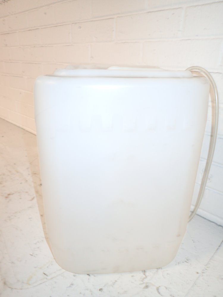 Dako Plastic Sheath Container