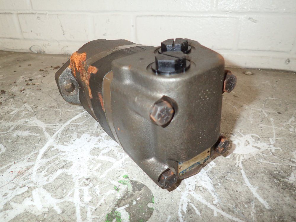 Char Lynn/eaton Hydraulic Pump