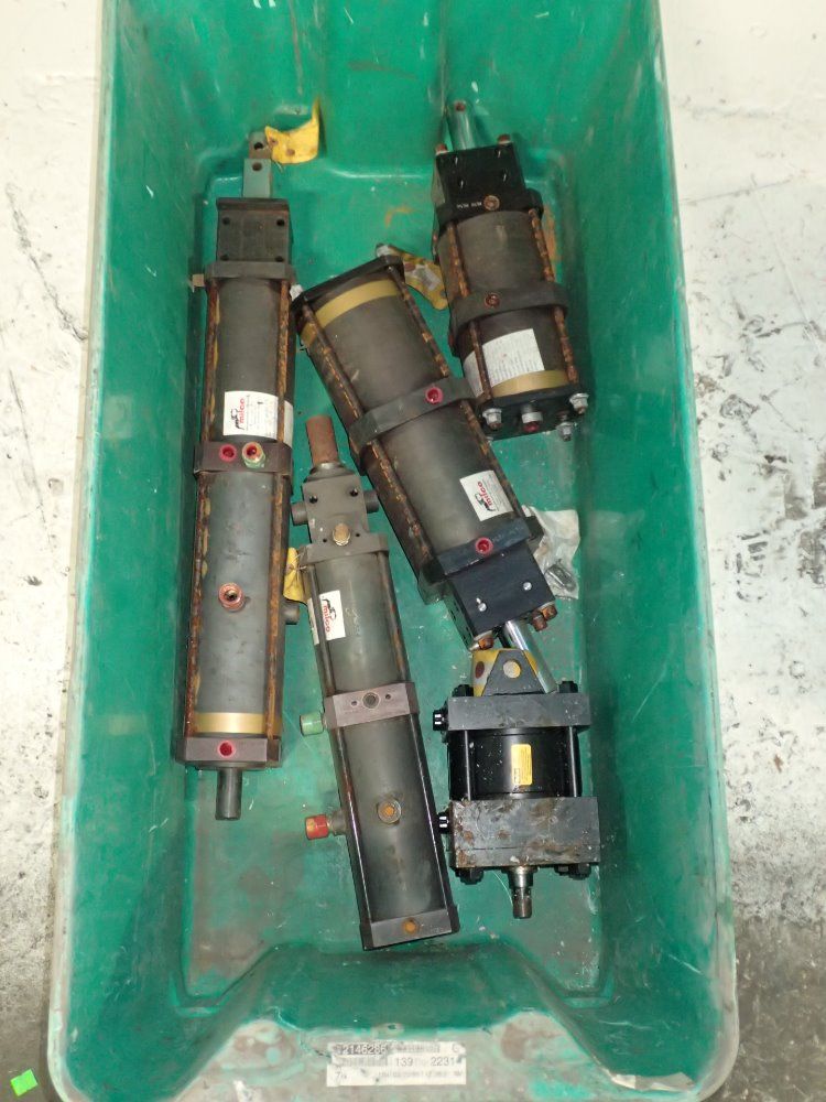 Parker / Milco Cylinders