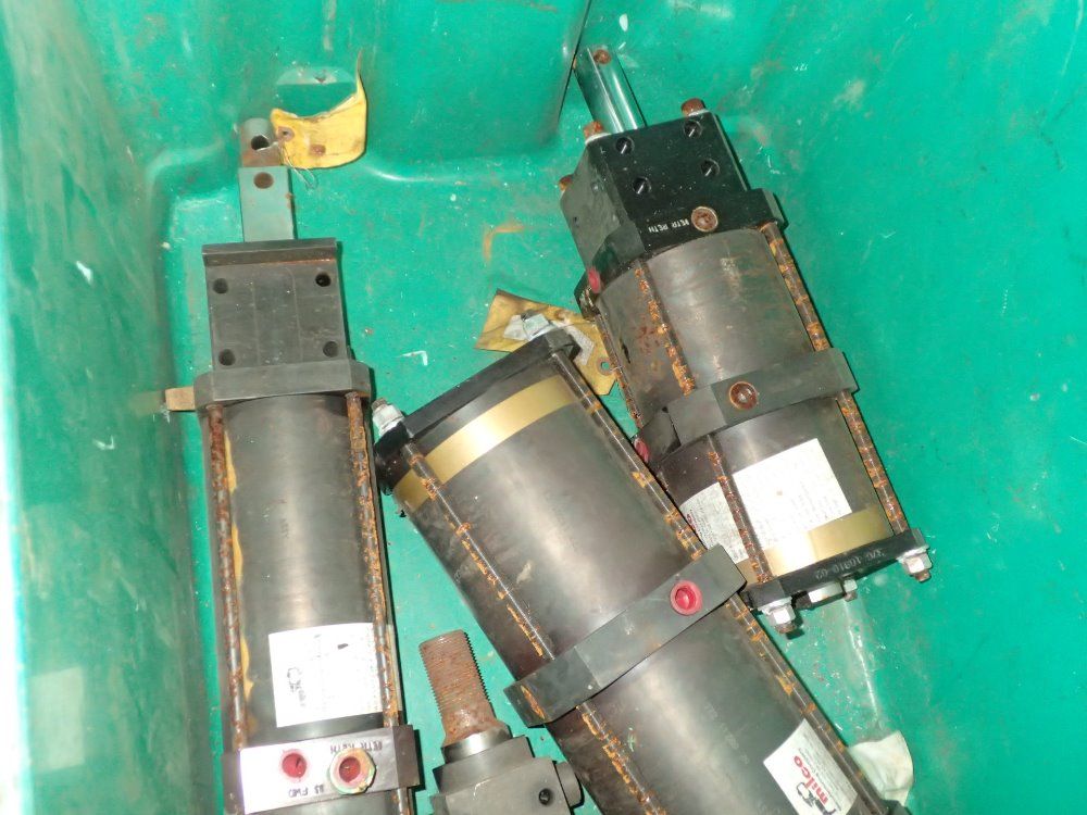 Parker / Milco Cylinders