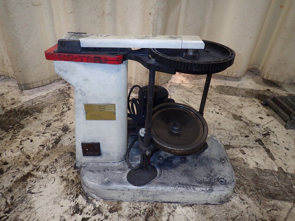 Tyler Testing Sieve Shaker