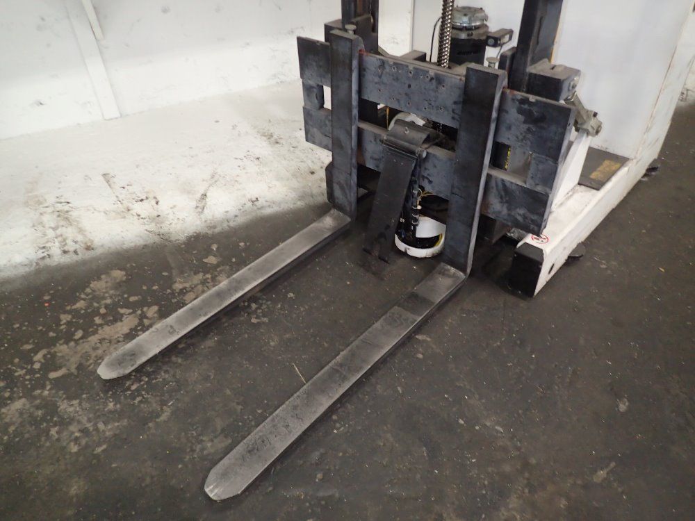 Transbotics Electric Lift Truck