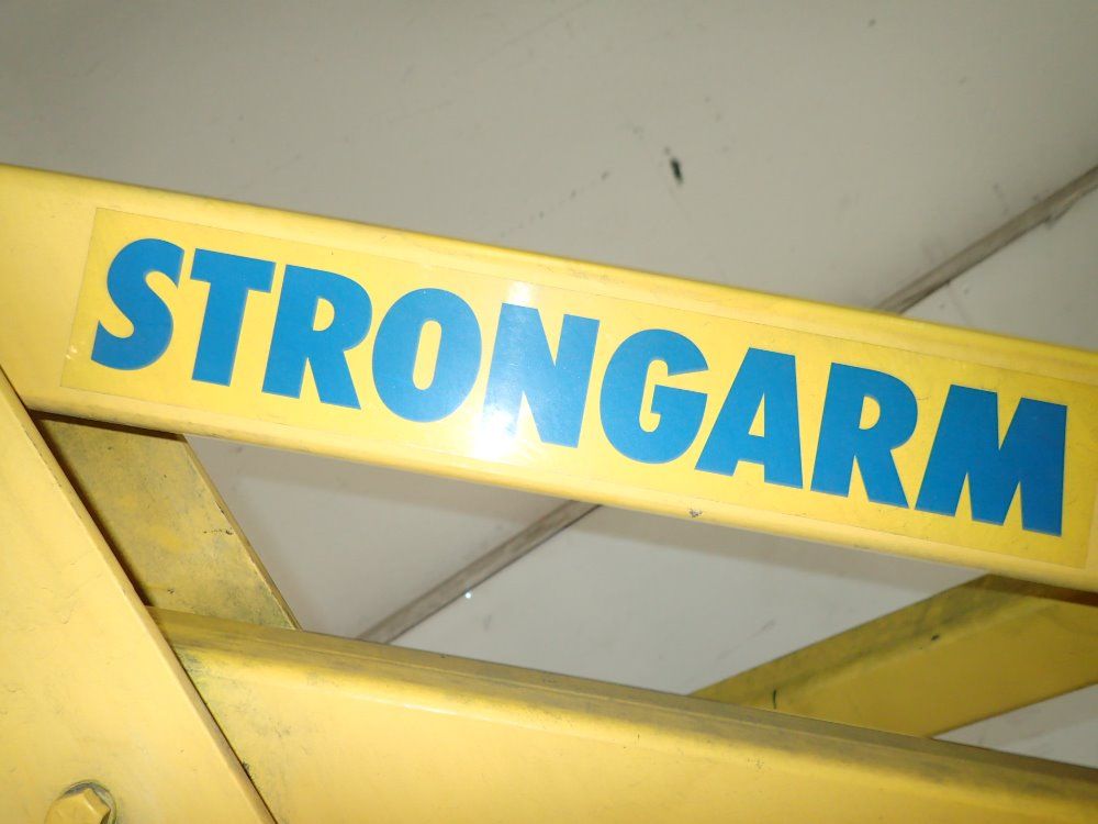 J & J / Strongarm Manipulator