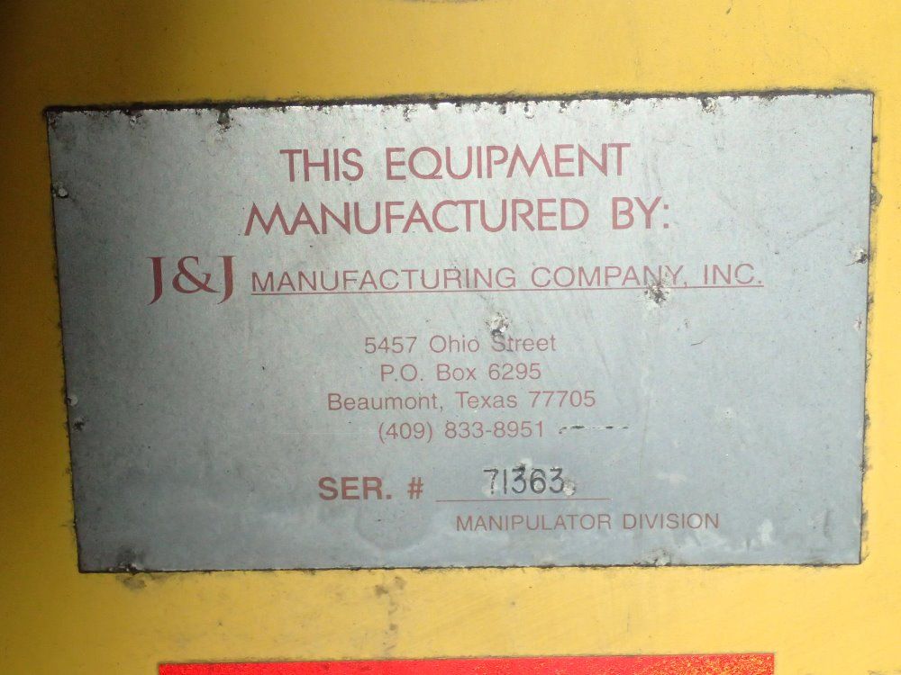 J & J / Strongarm Manipulator