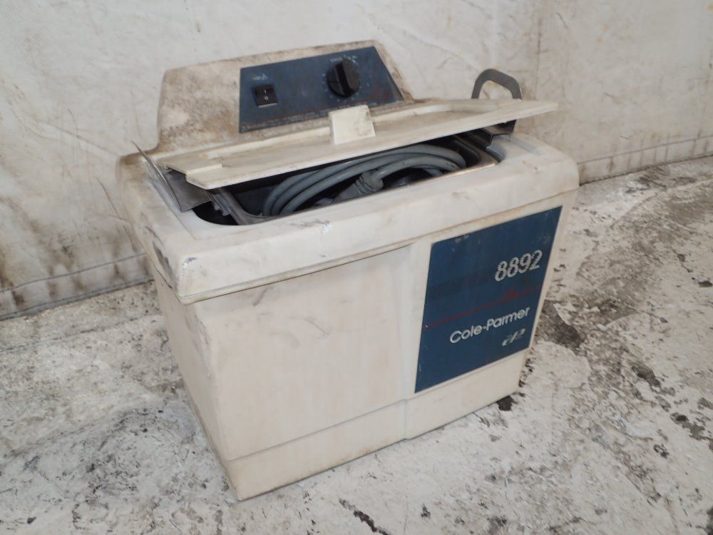 Cole - Parmer Heated Water Bath