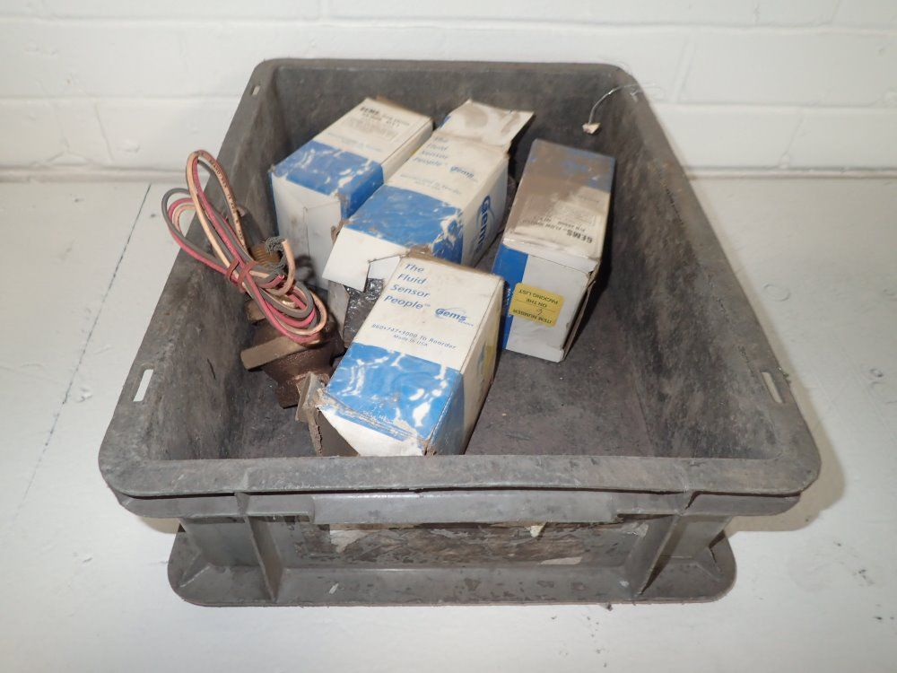 Gems Brass Flow Switches