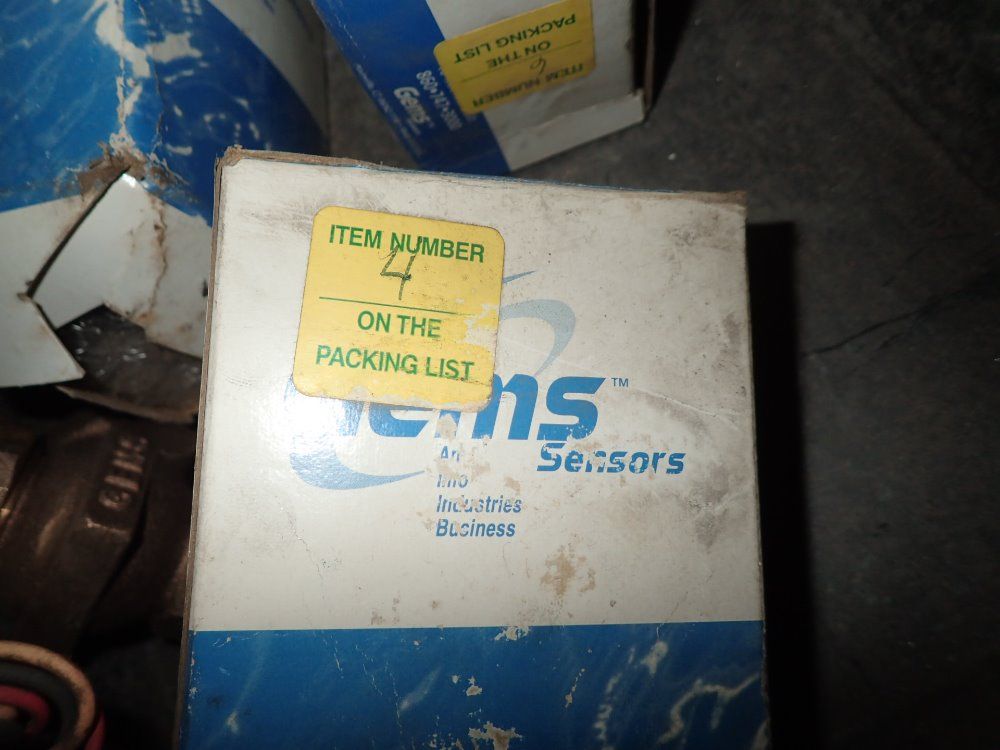 Gems Brass Flow Switches