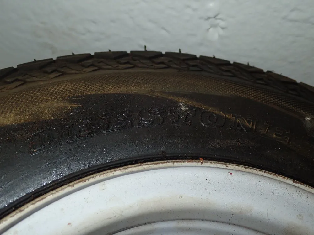 Deestone Tire