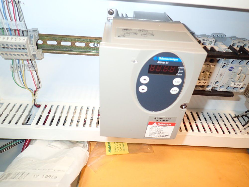 Flexicon Screw Conveyor With Hopper