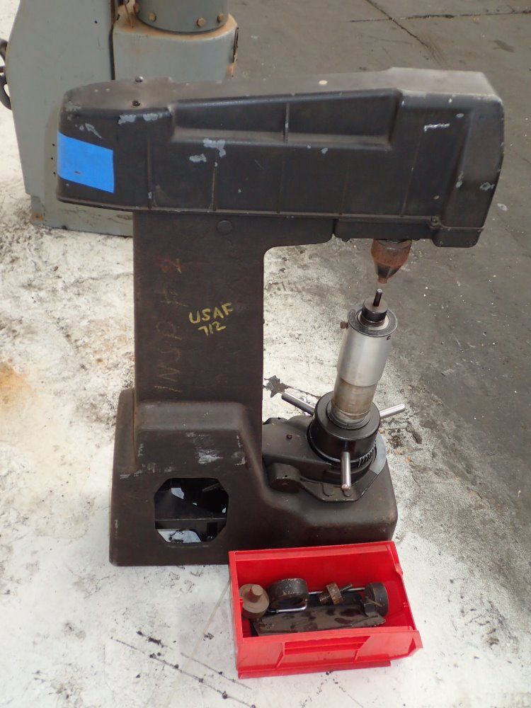 Rockwell / Wilson Hardness Tester