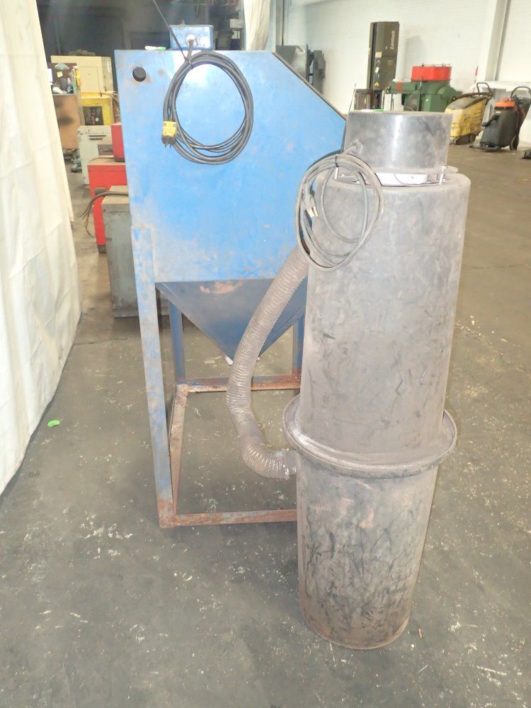 Cyclone Sandblast Cabinet