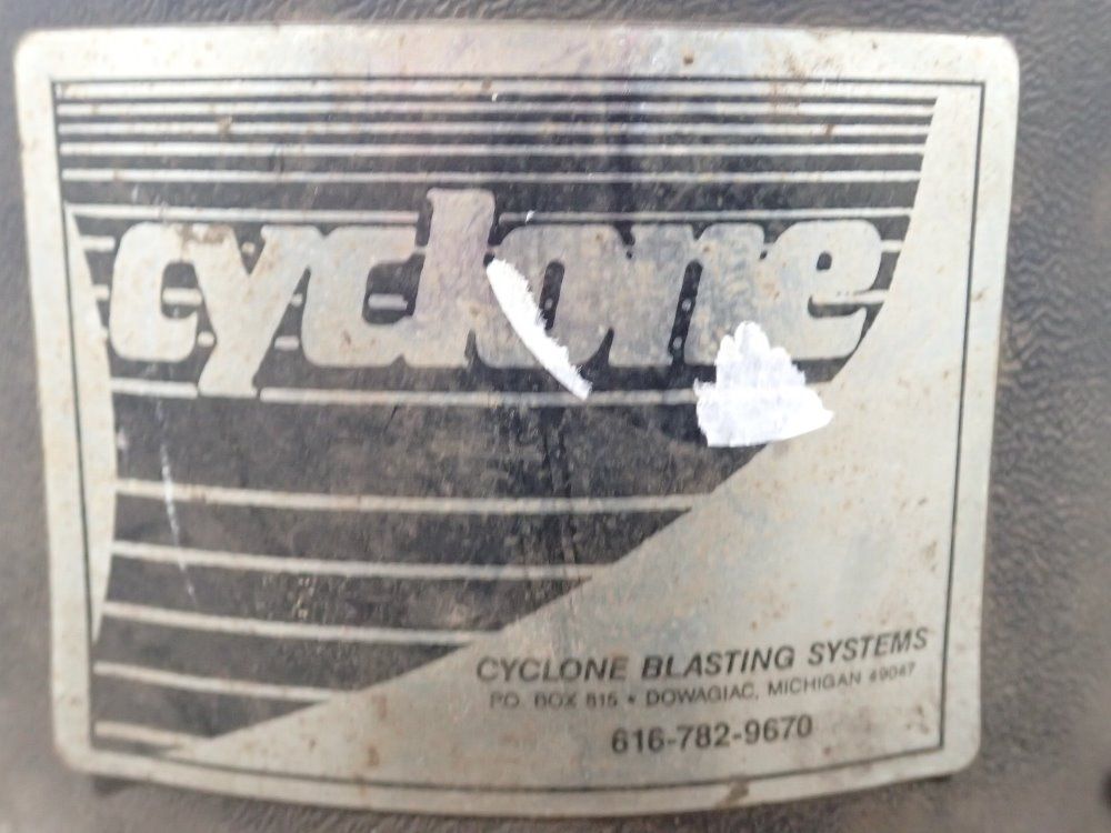 Cyclone Sandblast Cabinet