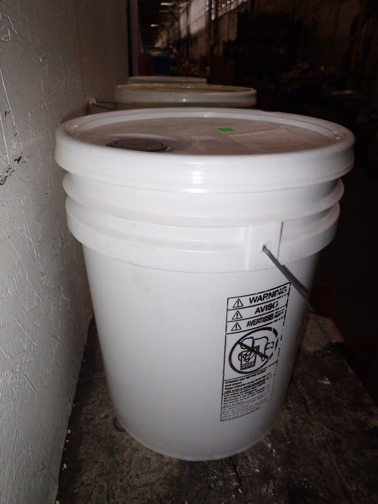 Motor Oil Inc. Pneumatic Lubricant