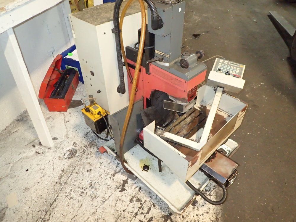 Dyna Myte Cnc Vertical Mill