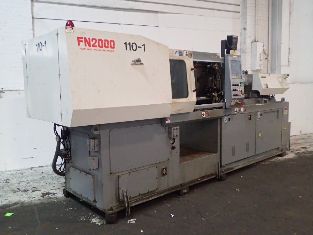 Nissei Plastic Industries Injection Molder