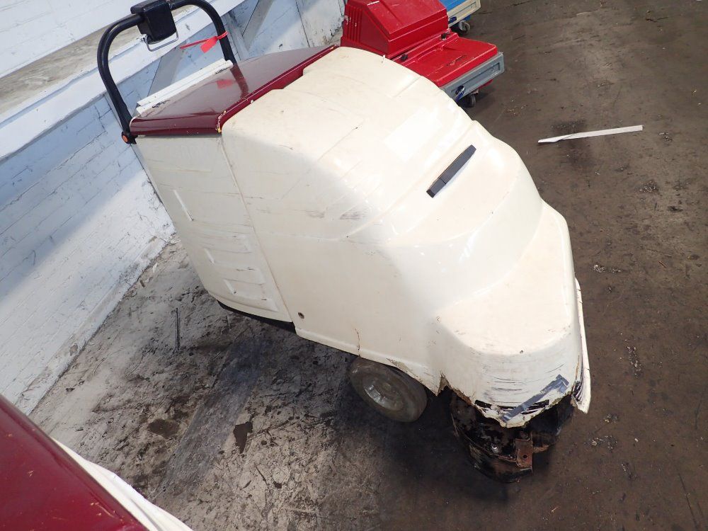 Pioneer 30" Electric Floor Scrubber - Pe-2400n