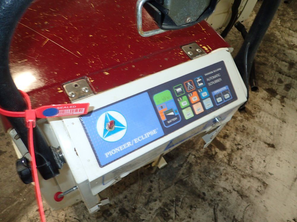 Pioneer 30" Electric Floor Scrubber - Pe-2400n