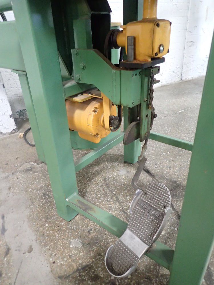 Laborsaber Saw Co. Ultramatic Die Saw