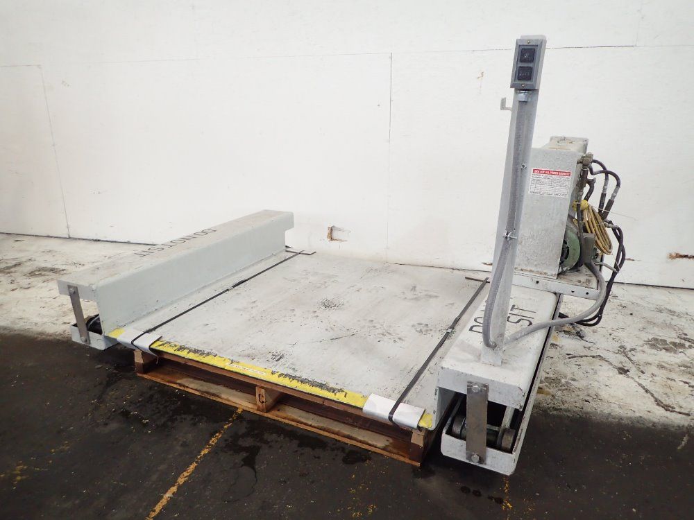Air Technical Industries Lift Table