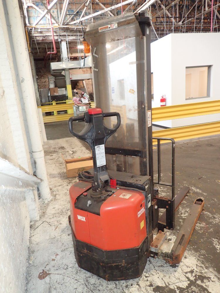 Prime Mover 2000# Electric Straddle Lift - Wsx25