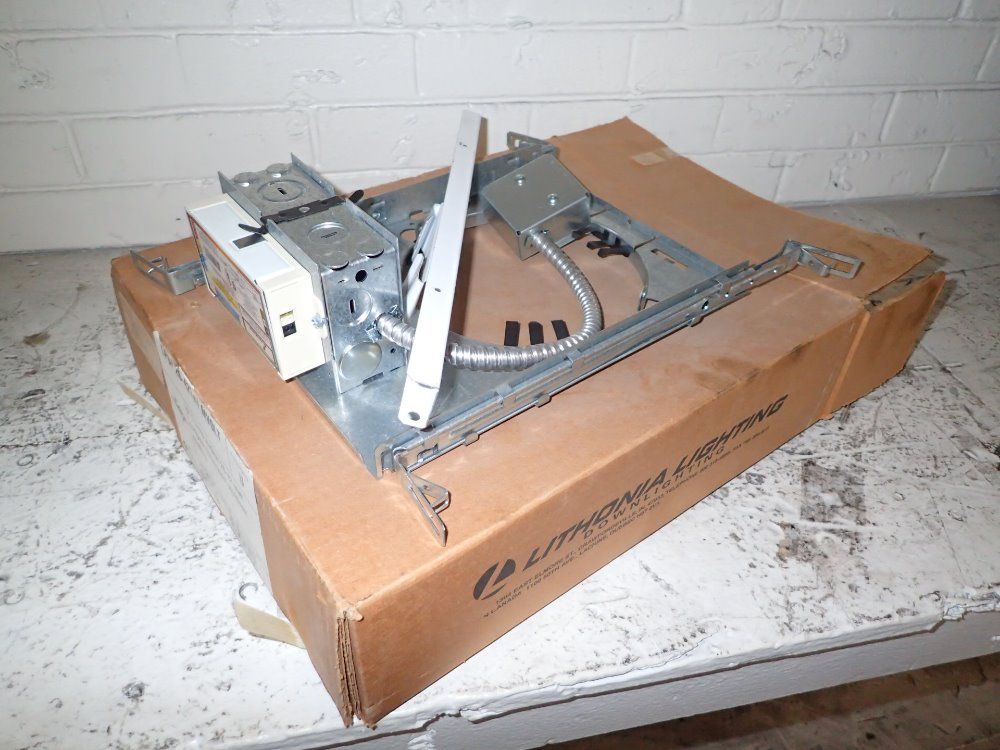 Lithonia Light Fixture/housing