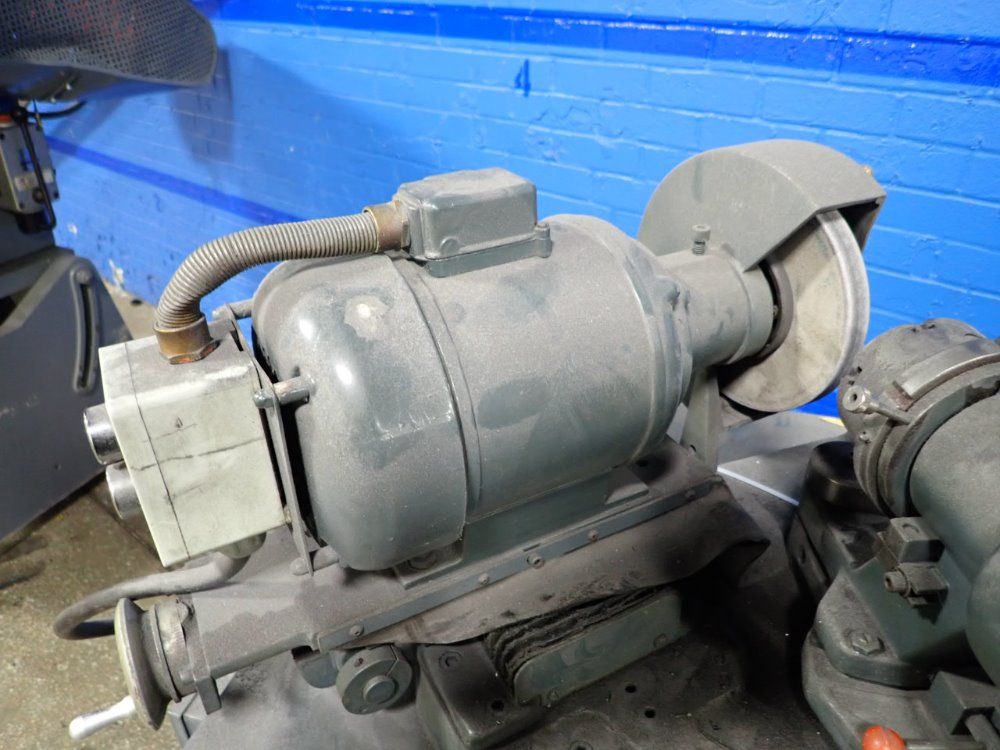 Supreme Corp Grinder