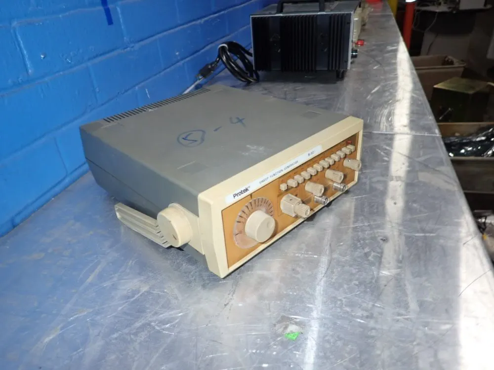 Protek Sweep Function Generator