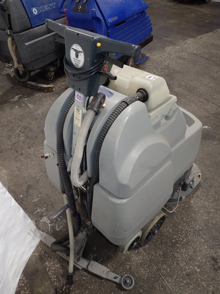Humatic Floor Scrubber