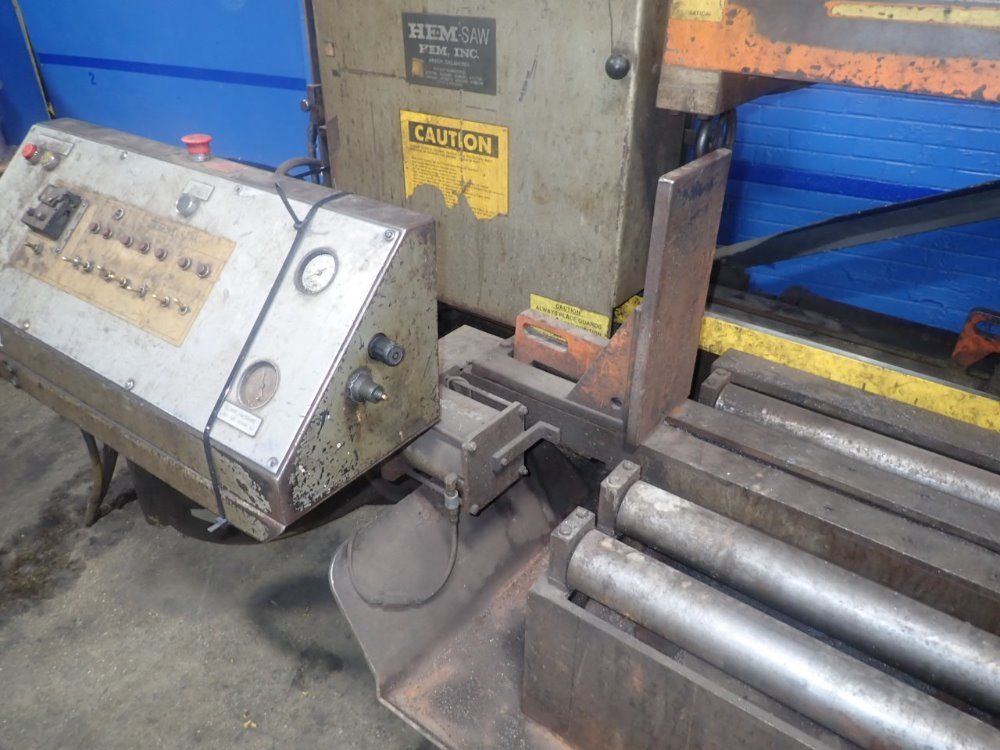 H E & M Horizontal Bandsaw