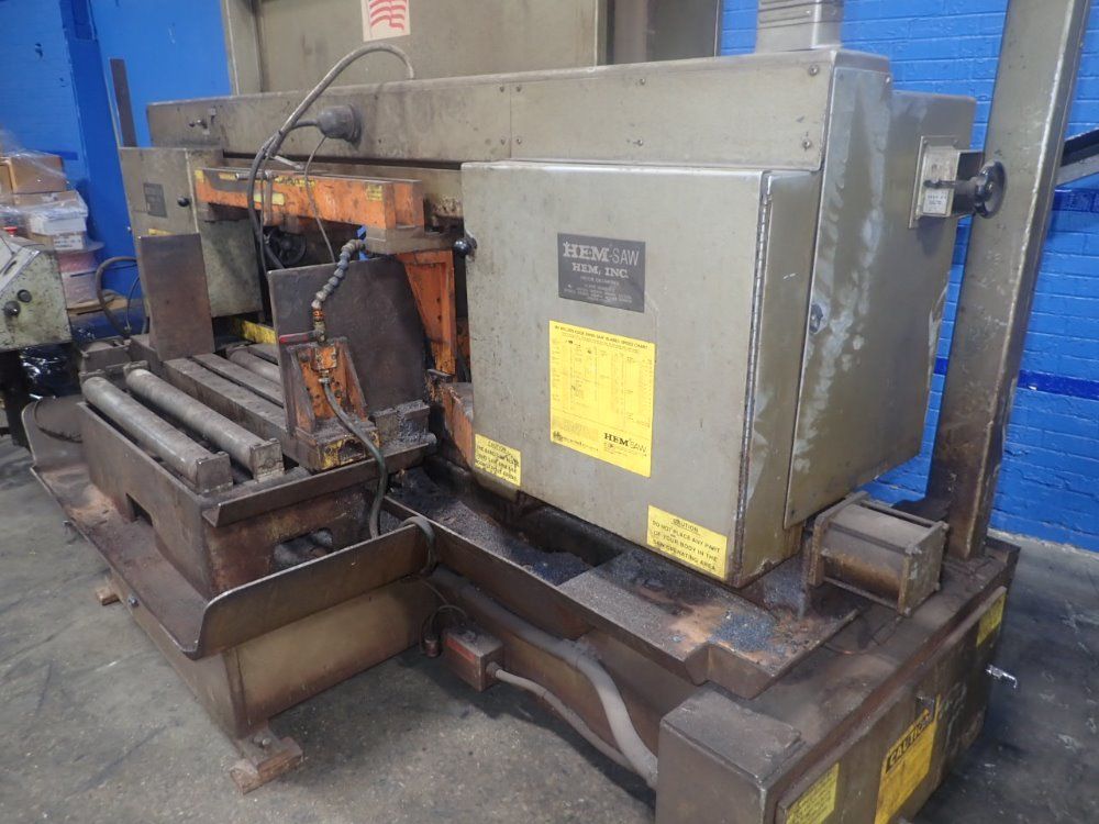H E & M Horizontal Bandsaw