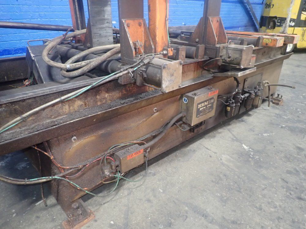 H E & M Horizontal Bandsaw