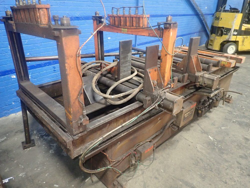 H E & M Horizontal Bandsaw