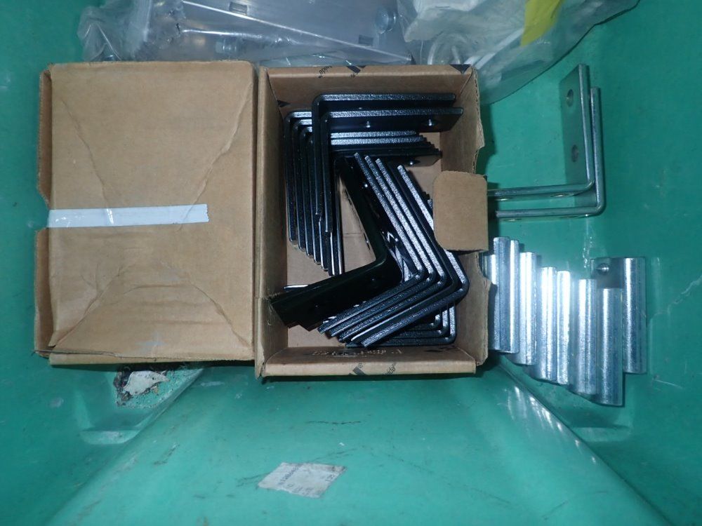 Mcmaster-carr Braces / Hooks / Fittings