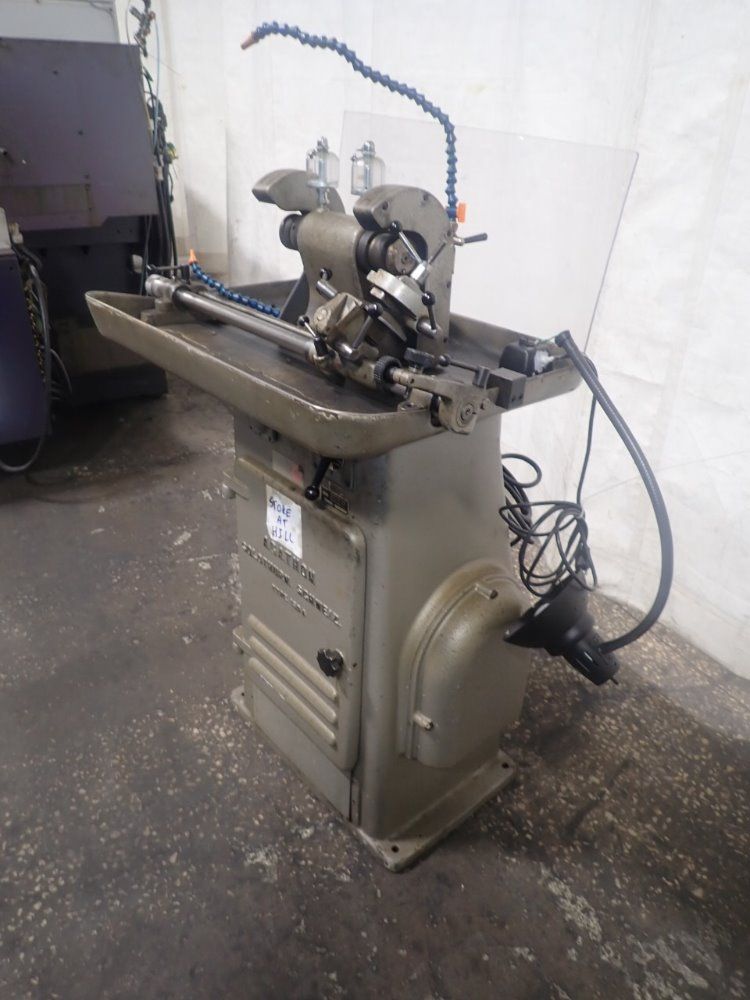 Agathon Pedestal Grinder