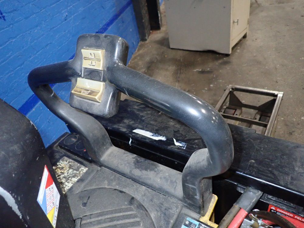 Crown Electric Pallet Jack