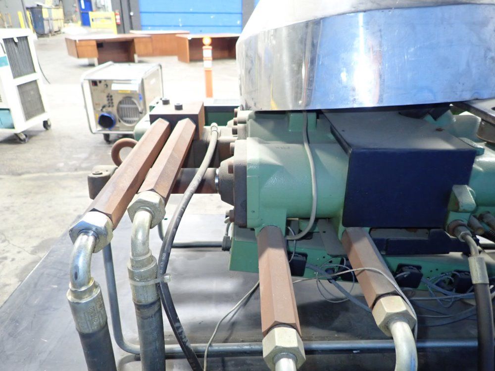 Arburg Injectioin Molder